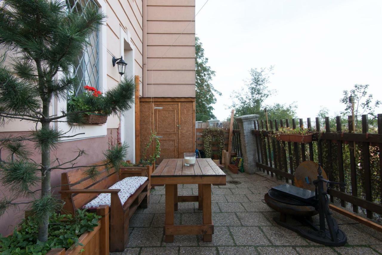 Victoria Design Stays - Apartment Rehorova Prag Dış mekan fotoğraf